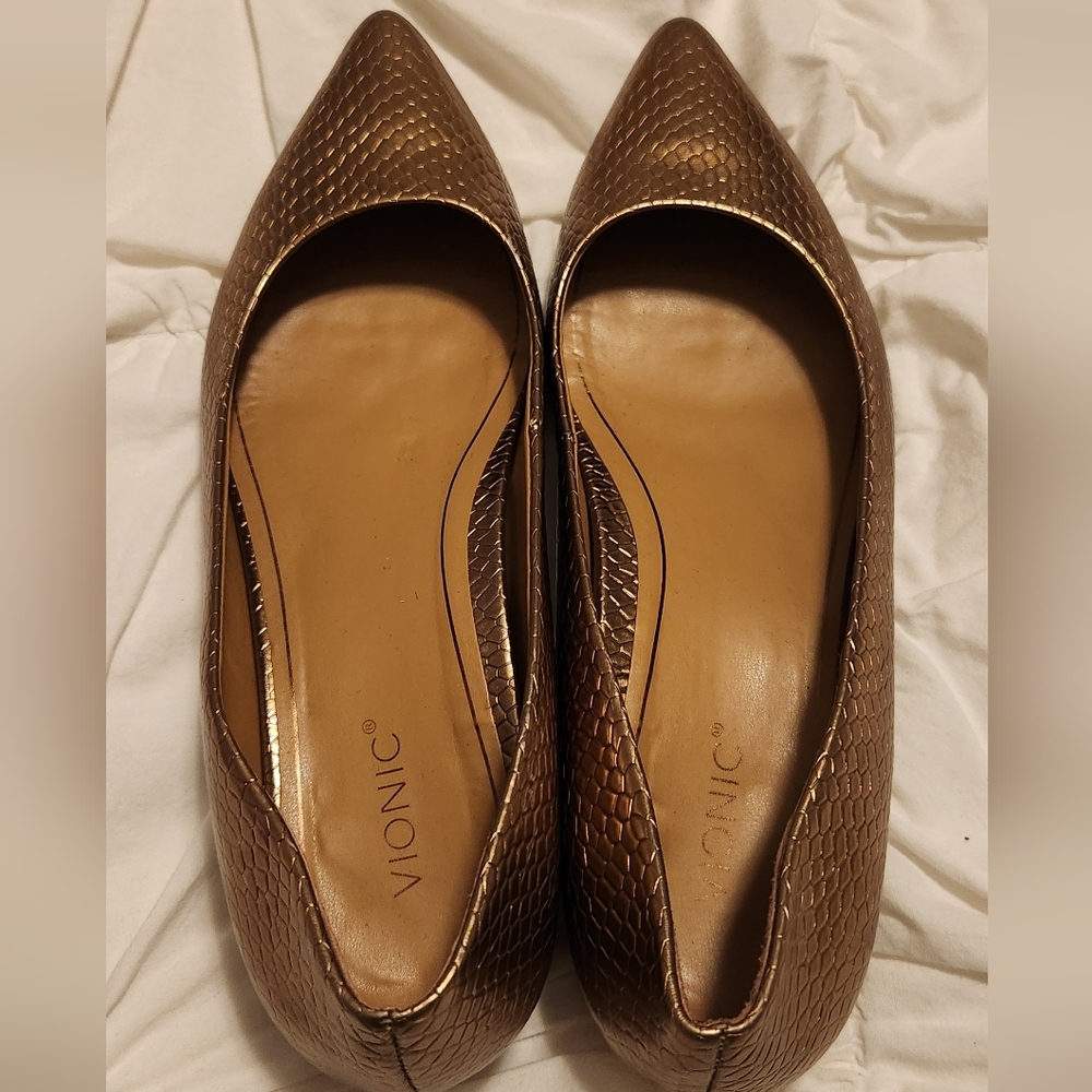 Vionic Metallic Bronze Pointed-Toe Flats